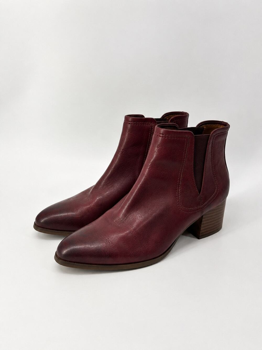 Johnston Murphy Trista Size 10 Chelsea Burgundy Womens Ankle Bootie
